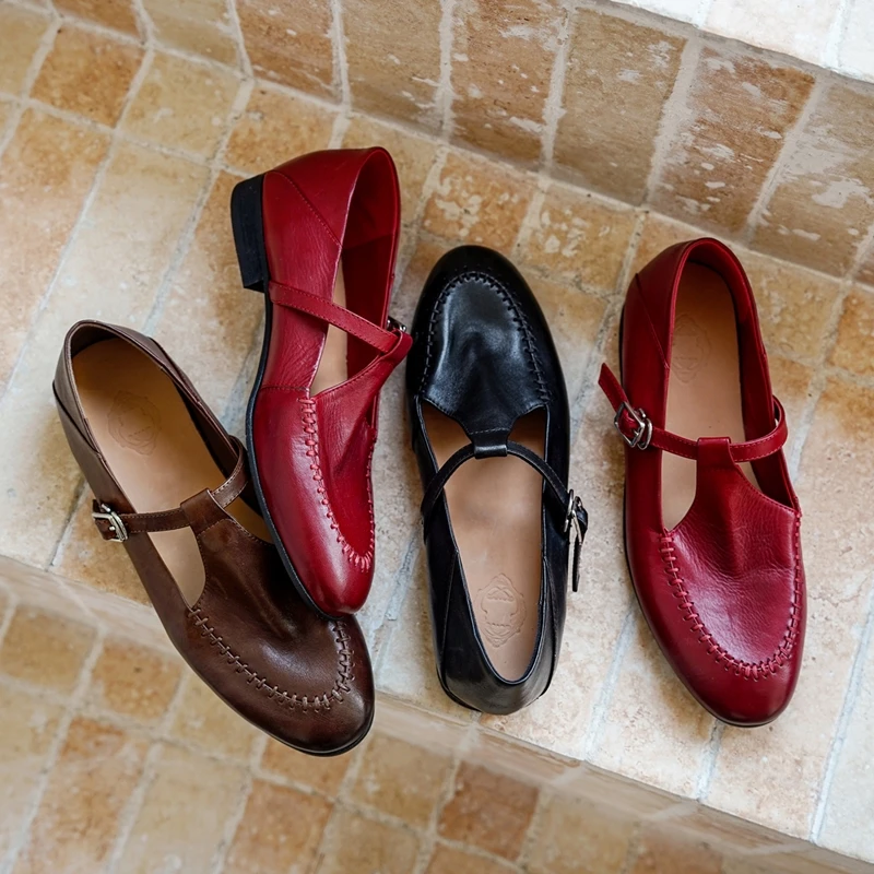 

Women's T-Style Mary Jane Shoes Retro Buckle Low-Cut Women Shoes Plus Size Low Heel Comfortable Dress female Leather Shoes