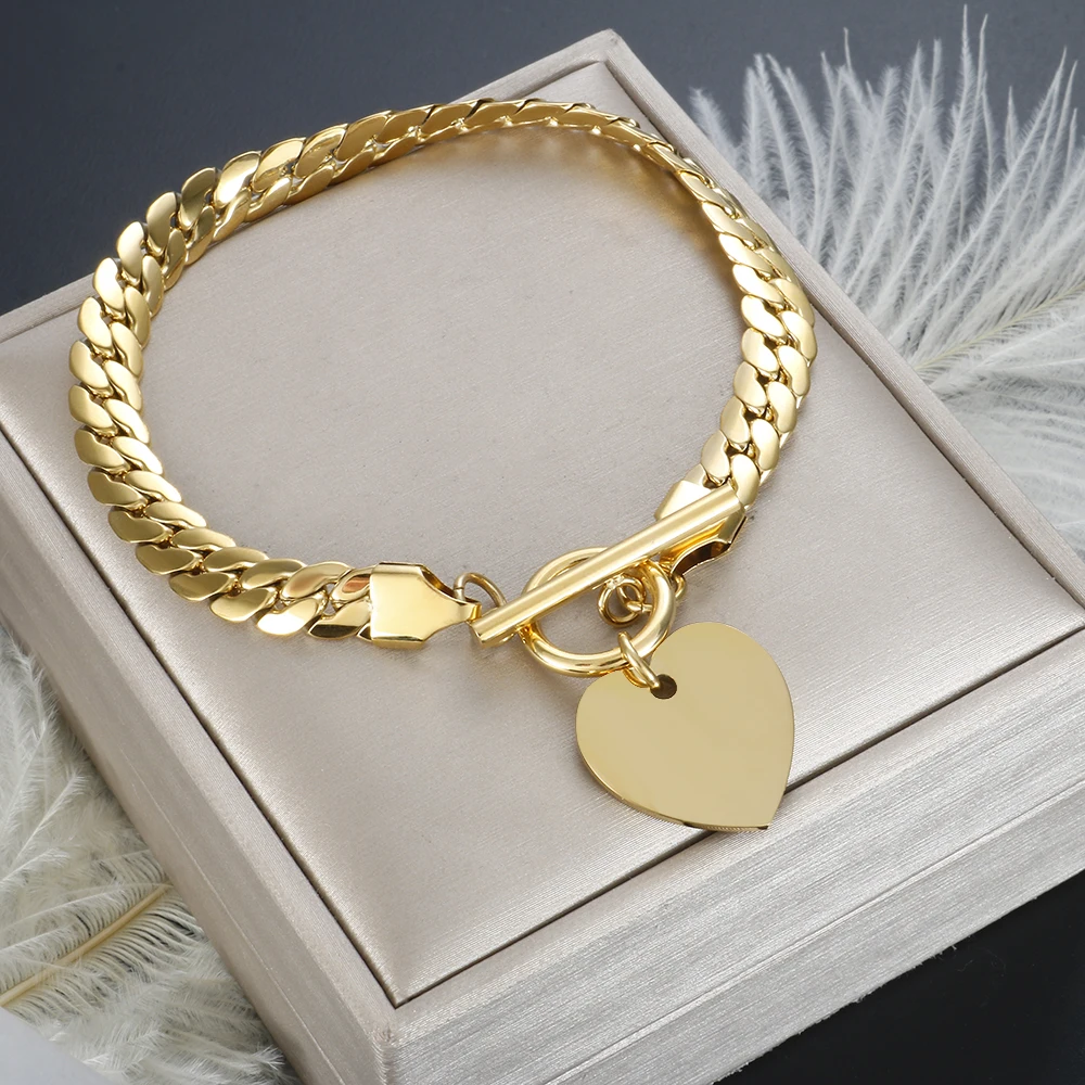 Bracciale con ciondolo a forma di cuore con ciondoli, catena a maglie cubane in acciaio inossidabile per le donne, commercio all\'ingrosso di