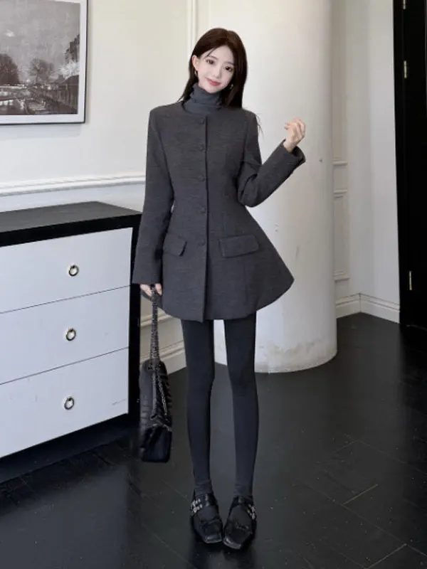

Корейское модное шерстяное пальто приталенного кроя с застежкой на пуговицы, трендовая верхняя одежда на зиму 2026, однотонное