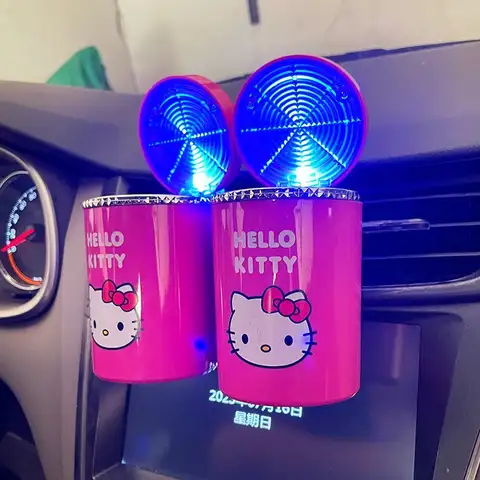 Cinzeiro de Carro Anime Hello Kitty para Meninas, Cinzeiro de Carro de Desenho Animado Fofo Kt Cat Doraemon com Tampa, Acessório Interno para Veículos, Brinquedo, Presente