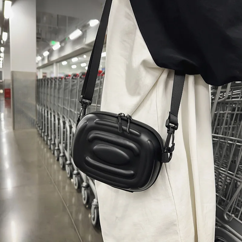 エレガントな小型スクエアバッグ-2025年新作-レディース向け、高級シームレスクロスボディバッグ、あらゆるシーンに合うファッショナブルなボックスカメラバッグ