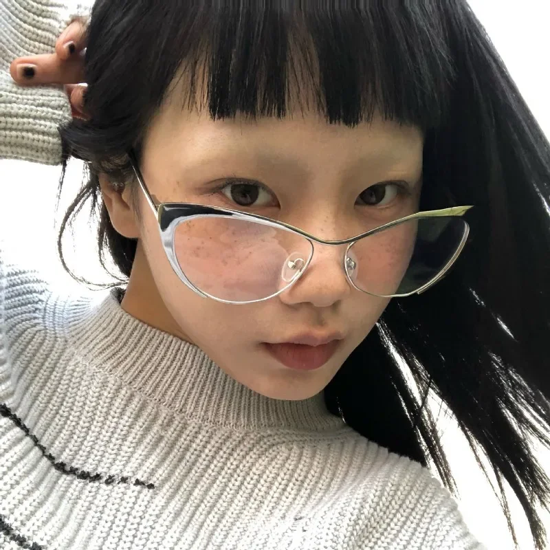 Curved Metal Frame Myopia Glasses -1.0 -1.5 -2.5 Flat Light and Anti Blue Light Glasses Clear Computer Glasses