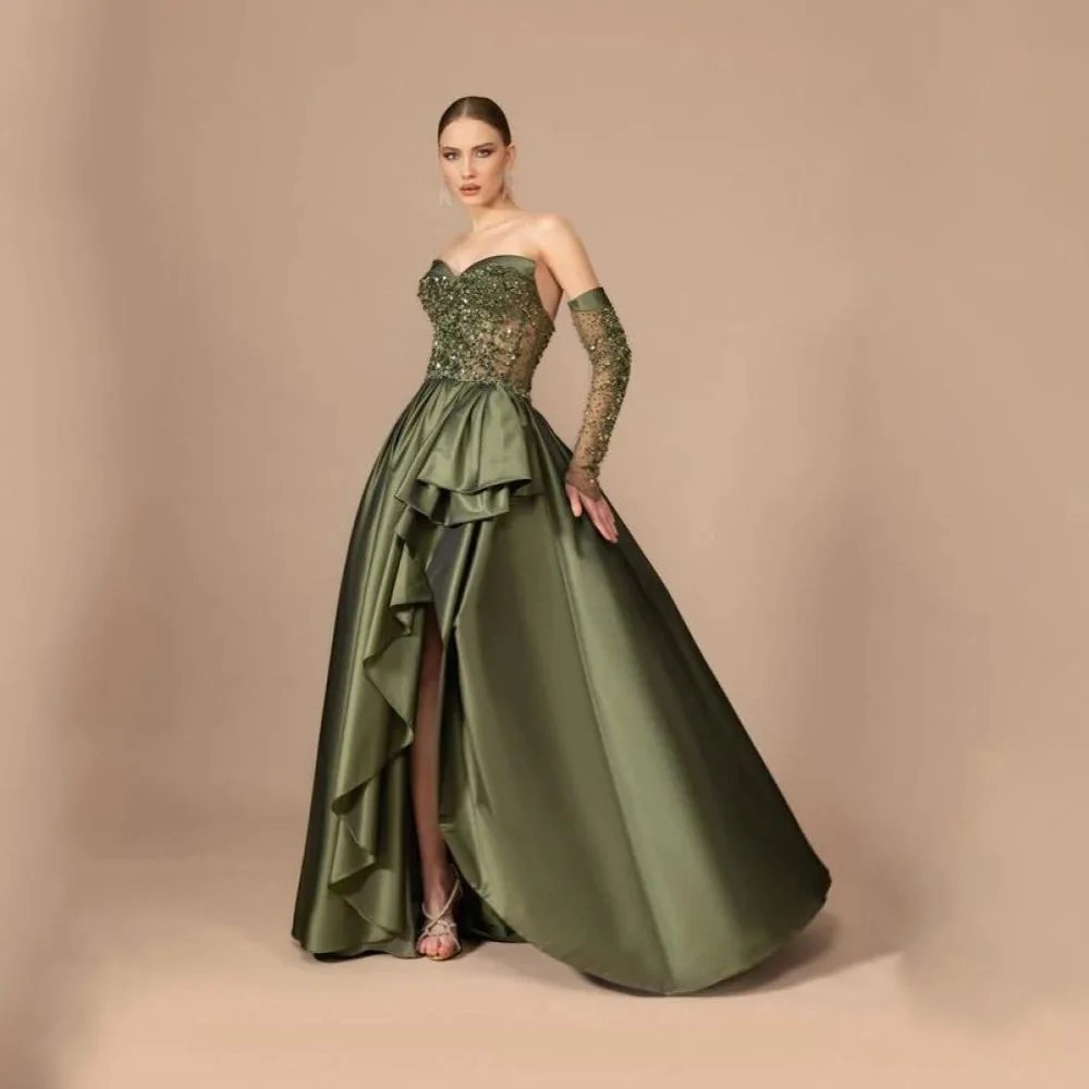 فساتين سهرة أنيقة عالية الجودة من الساتان بطول الأرض فستان حفلة موسيقية على شكل قلب ترتر مطرز بالخرز رداء De Soirée مخصص