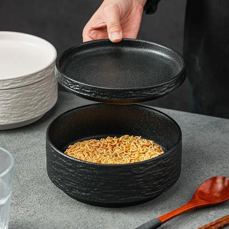 

Japanese Style Light Luxury Instant Noodle Bowl Ceramic Spaghetti Plate Household Black White Artistic Tableware Kitchen Tools