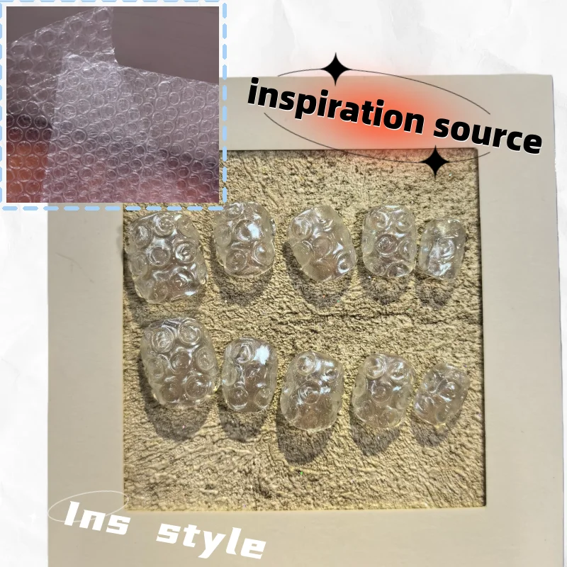 新しいスタイルの白いバブルフェイクネイル、輝くガラスのような短いスクエアネイル、日常着、パーティー、ショッピングに適しています、取り外し可能で着用可能