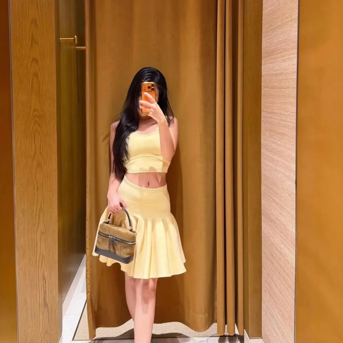 

Spring/Summer Women Square Neck Lace Solid Set Sleeveless Crop Cami Top + High Waist Pleated Mini Skirt Elegant Casual Suit