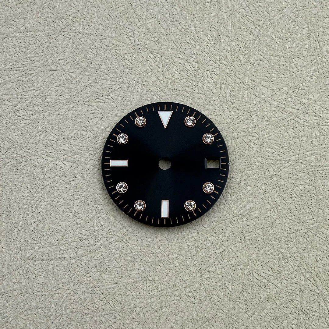 28.5mm water ghost diamond dial modified sun pattern to fit NH35/36 movement green luminous