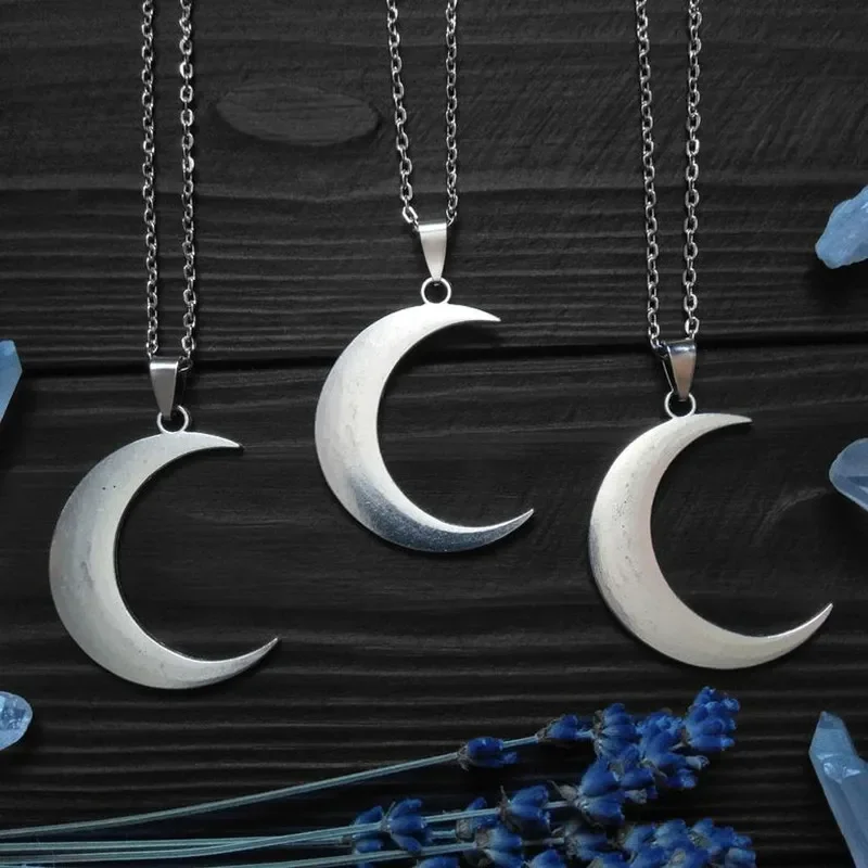 Colar grande de lua crescente para mulheres, amuleto estilo bruxa pagã, pingente Wiccan, bruxaria lunar, presente de joias mágicas, 2024, lua