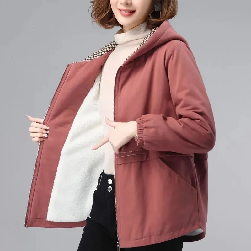 Winter Jacket Women Parkas New Plush Warm Cotton Padded Coat Korean Loose Short Jacket Middle Age Female Windbreakers Outerwear