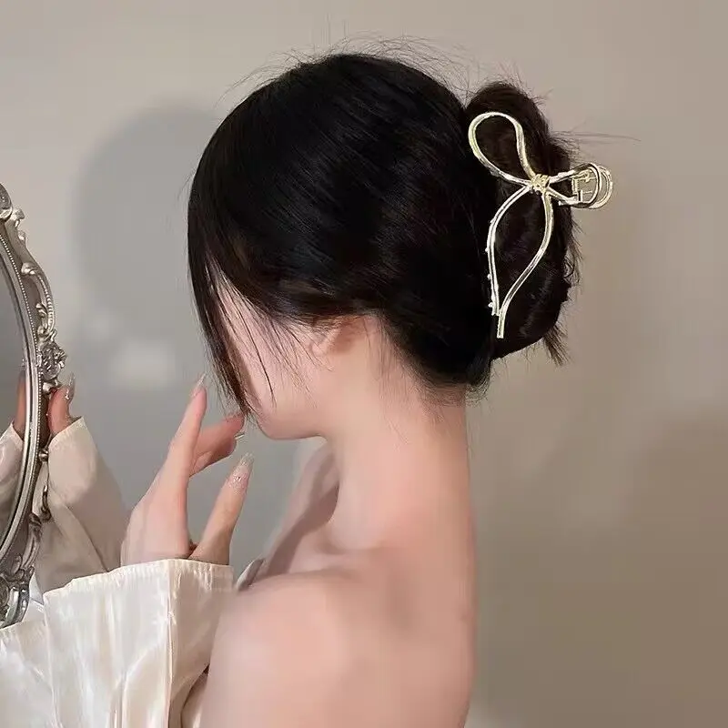 Thumbnail 3 - #46 Latest Trendy Hair Clips Offers