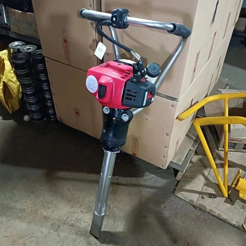 Portable railway tamper, tamper ND-4 internal combustion tamper pick