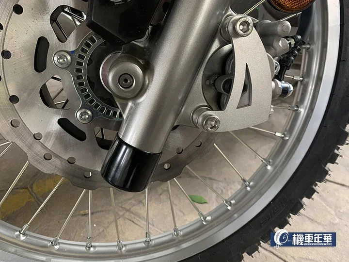 Kawasaki Kawasaki KLX230 Front Shock Case, Rogue