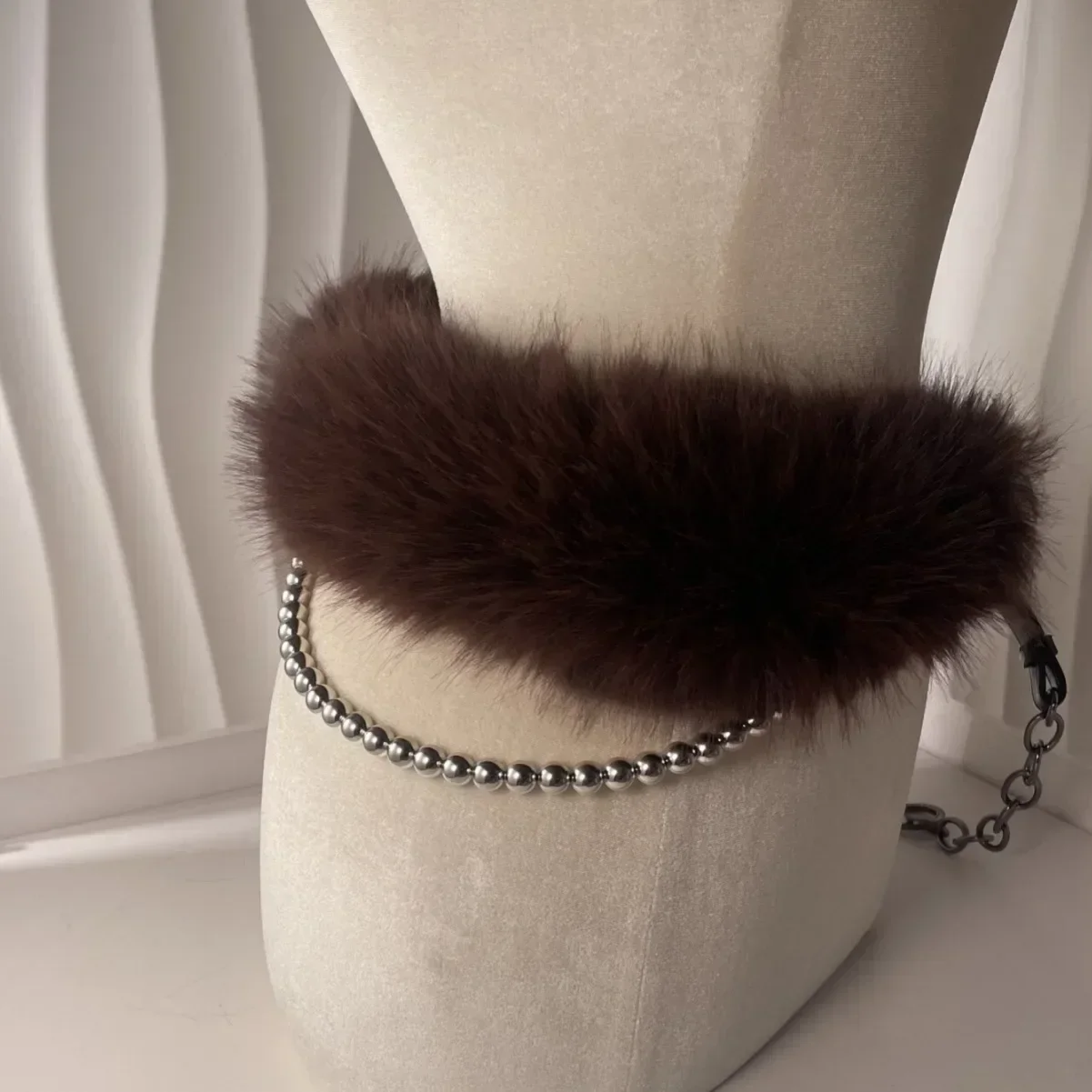 Vintage Faux Fur Belts Y2K Metal Bead Chain Plush Waist Chain Furry Fur Sexy Cowgirl Waistband Punk Belt Jeans for Night Club