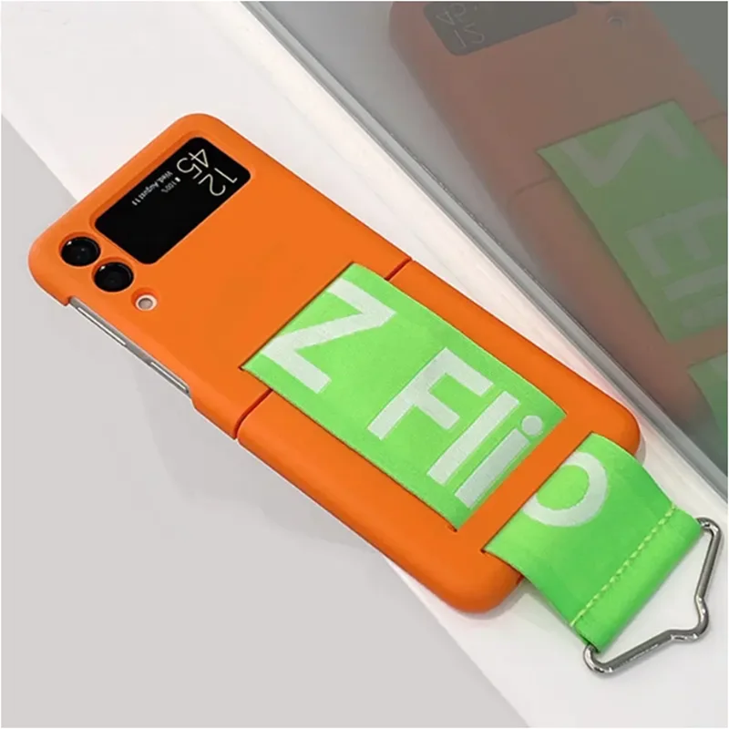 For Samsung Z flip4 Luxury Wristband Case For Samsung Galaxy Z Flip 4 5 3 6 Flip6 Flip3 Zflip5 Wrist Strap Hard Shockproof Cover