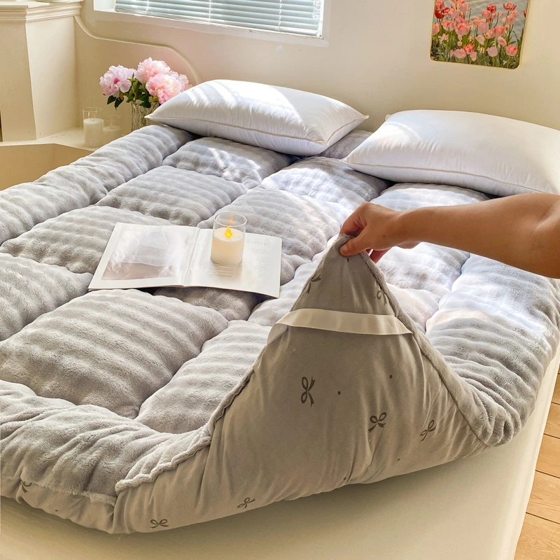 Winter thickened warm rabbit plush mattress with fluffy household tatami soft cushion student dormitory single warm mattress