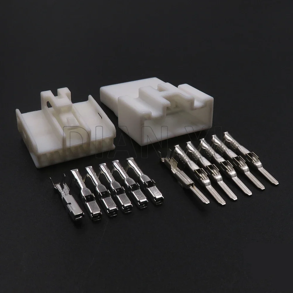 1 Set 6 Way White Plastic Housing Connectors Car Modification Wire Cable Socket AC Assembly Auto Unsealed Adapter MG611777