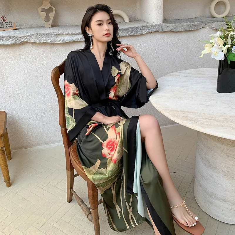Thin One Pajamas Luxurious and Noble with Three Quarter Sleeve Off Shoulder Neckline Summer Sleepwear Home Wear for Women
