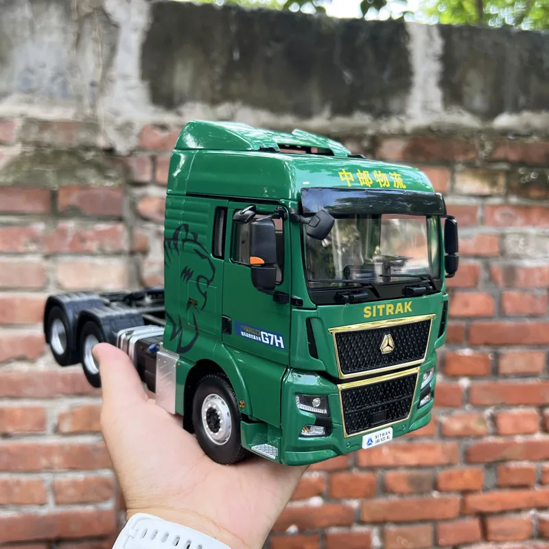 

Dealer Edition Car Model,1:24 China SINOTRUK SITRAK G7,Semi Trailer Truck,Diecast Model for Collections,Display and Gift