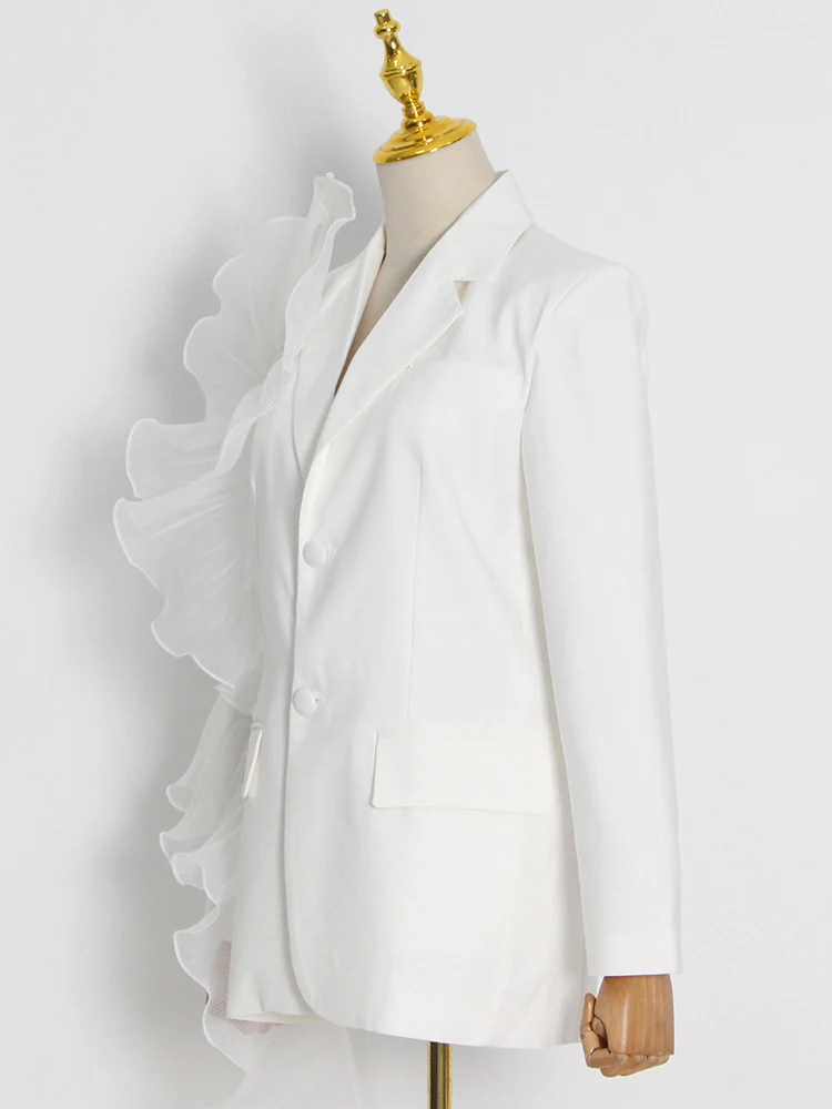 TWOTWINSTYLE White Ruffle Trim Blazer For Women Notched Collar Long Sleeve Solid Minimalist Blazers Female Fashion Clothing New