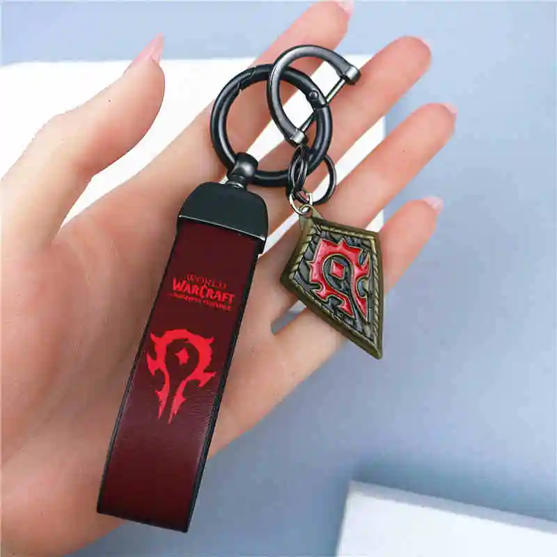 In Stock World Of Warcraft Horde Pendant Alliance Metal Pendant Leather Keychain Bag Jewelry Male Gift