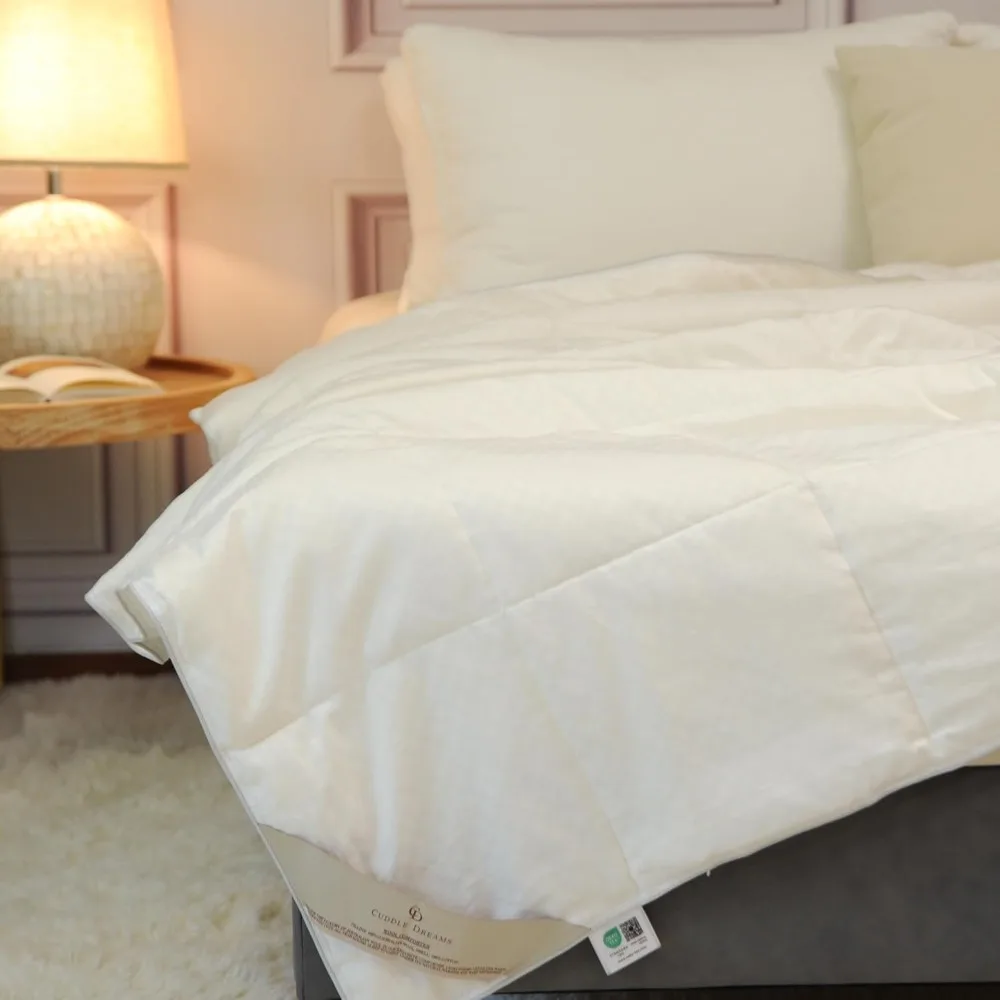 

Australian Wool Filled Duvet Insert with Cotton Shell for Natural Light Warmth