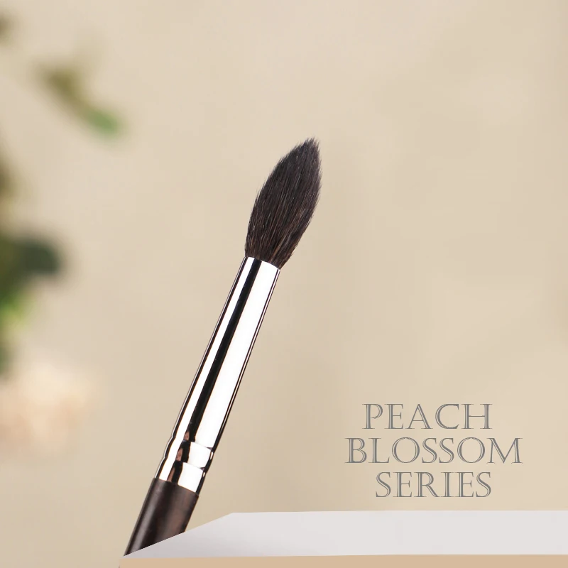 CHICHODO Makeup Brushes-Peach Blossom Series Powder Highlighter Makeup Brush Soft Goat Hair Single High-quality Makeup Tools