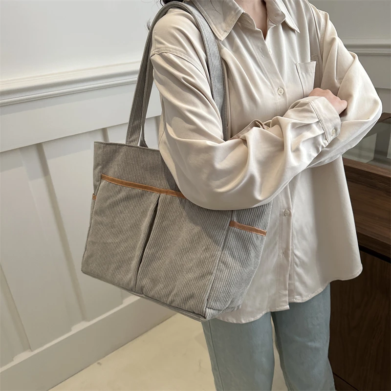 

Women Leather Luxury Fashion Designer Shoulder Tote Bag Elegant Crossbody Handbag For Everyday Chic Dressing