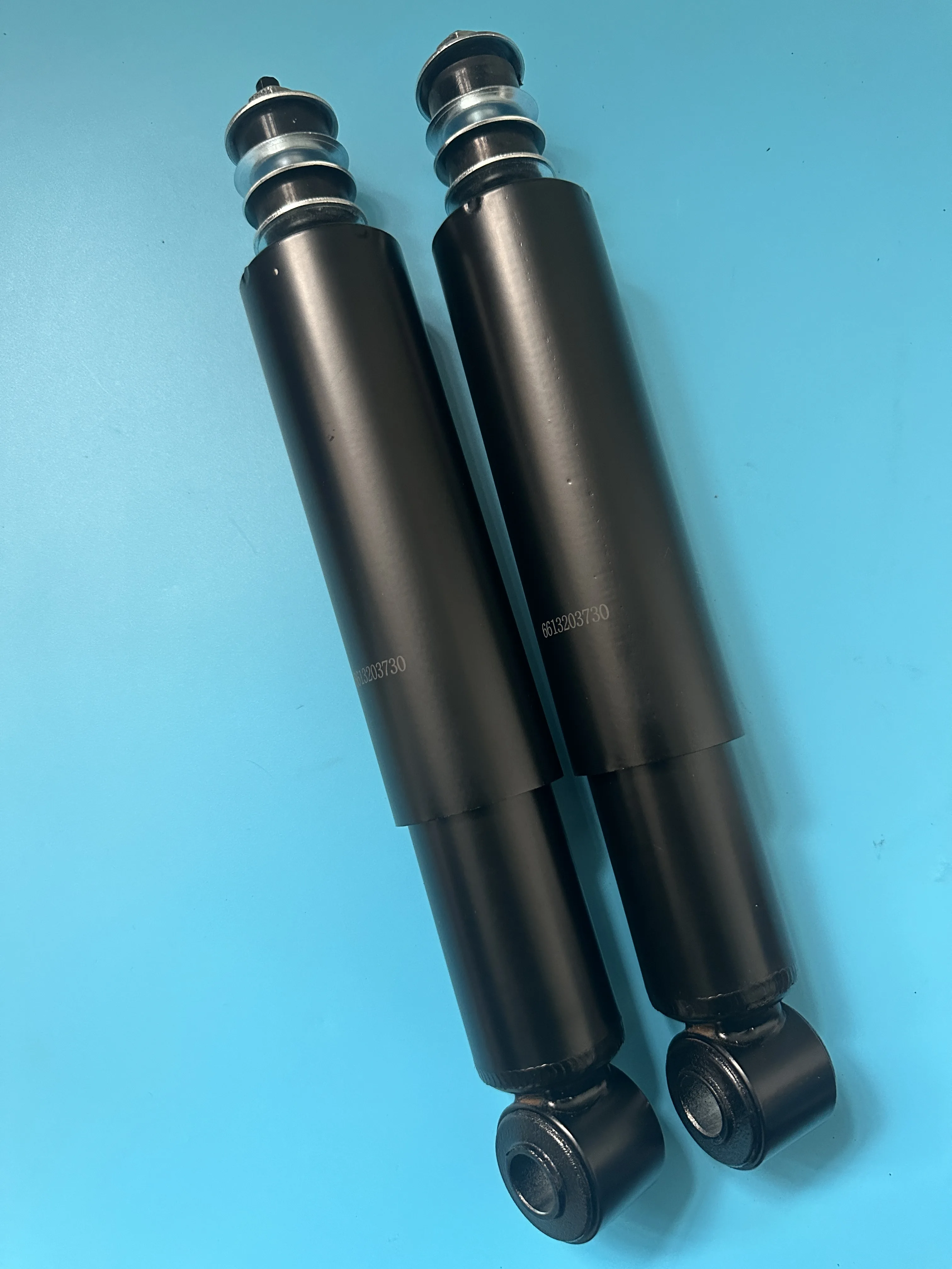 2PC Front Gas Shock Absorber Assy 6613203730 For Ssangyong MB100 Istana