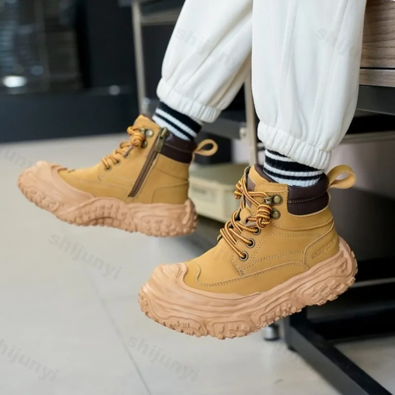 

Детские винтажные повседневные ботинки с высоким берцем и нескользящей толстой подошвой, осень 2023, модные универсальные удобные полусапожки на массивном каблуке для мальчиков