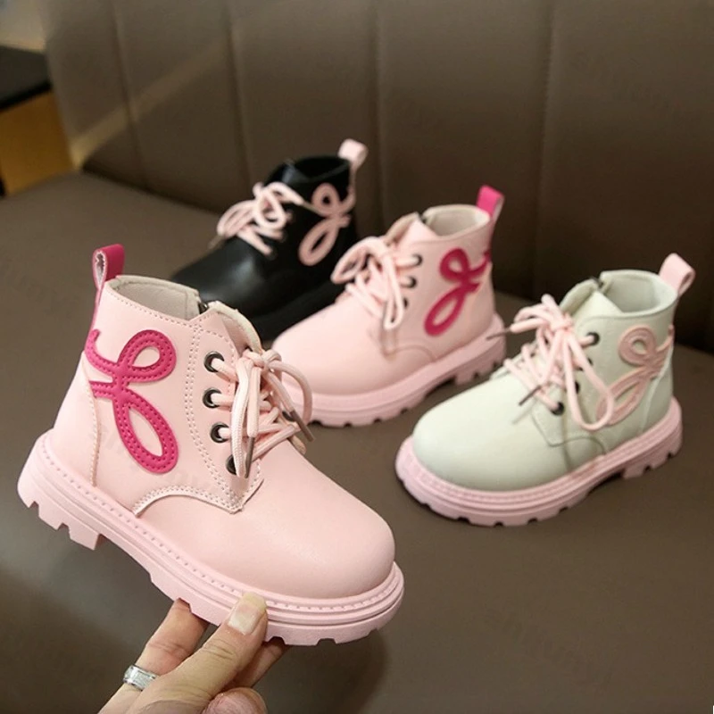 

2025 Autumn Children's Fashion High Top Thick Soled Short Shoes Girls' Boots Sweet Versatile Comfortable Anti Slip Single Boots