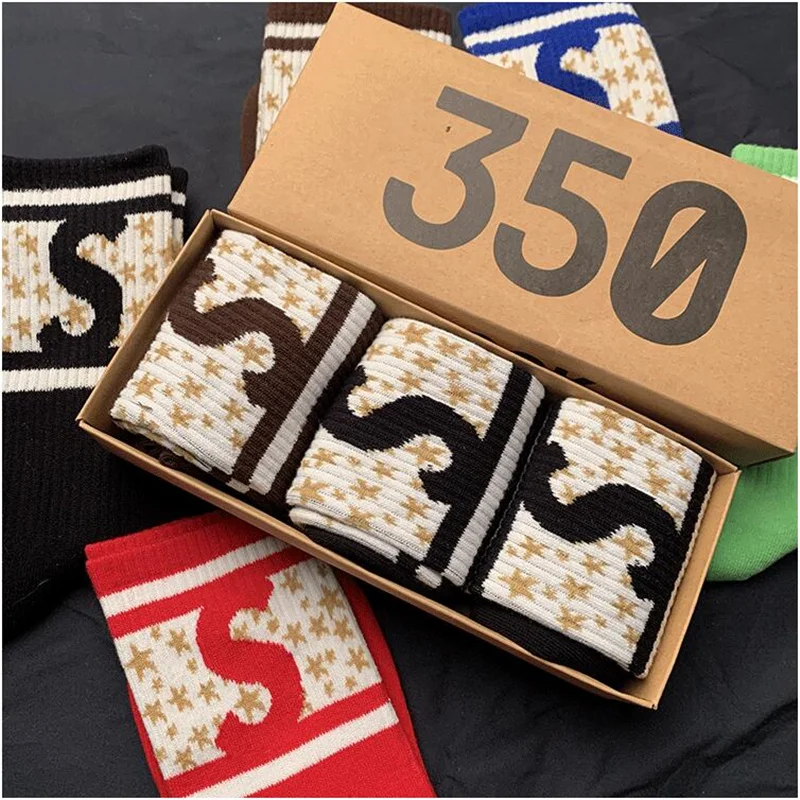 3 pairs of gift boxes Men\'s cotton sports socks couple models comfortable and interesting hip-hop trend letter cashew red