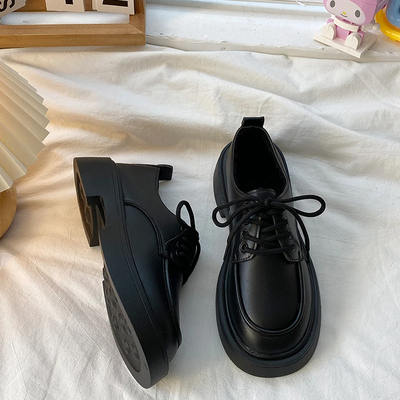 Winter Shoes Women British Style Oxfords Clogs Platform Female Footwear Autumn Preppy Leather New Retro Cross Creepers Dress