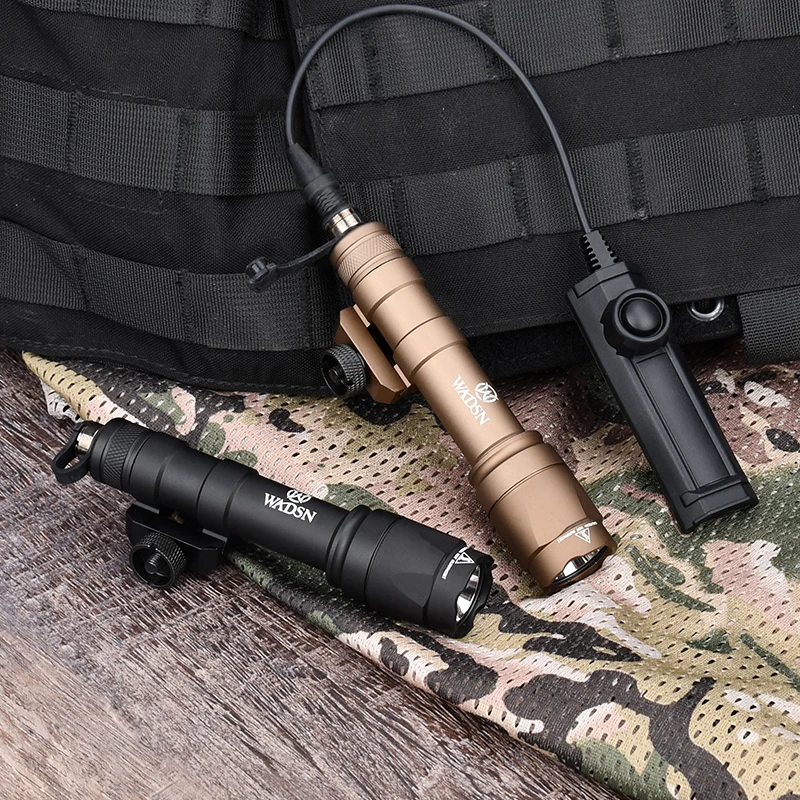 Airsoft Wadsn M600C Scout Flashlight M600U M600B M300A M300C M300B Tactical Hunting Spotlight With Dual Function Pressure Switch