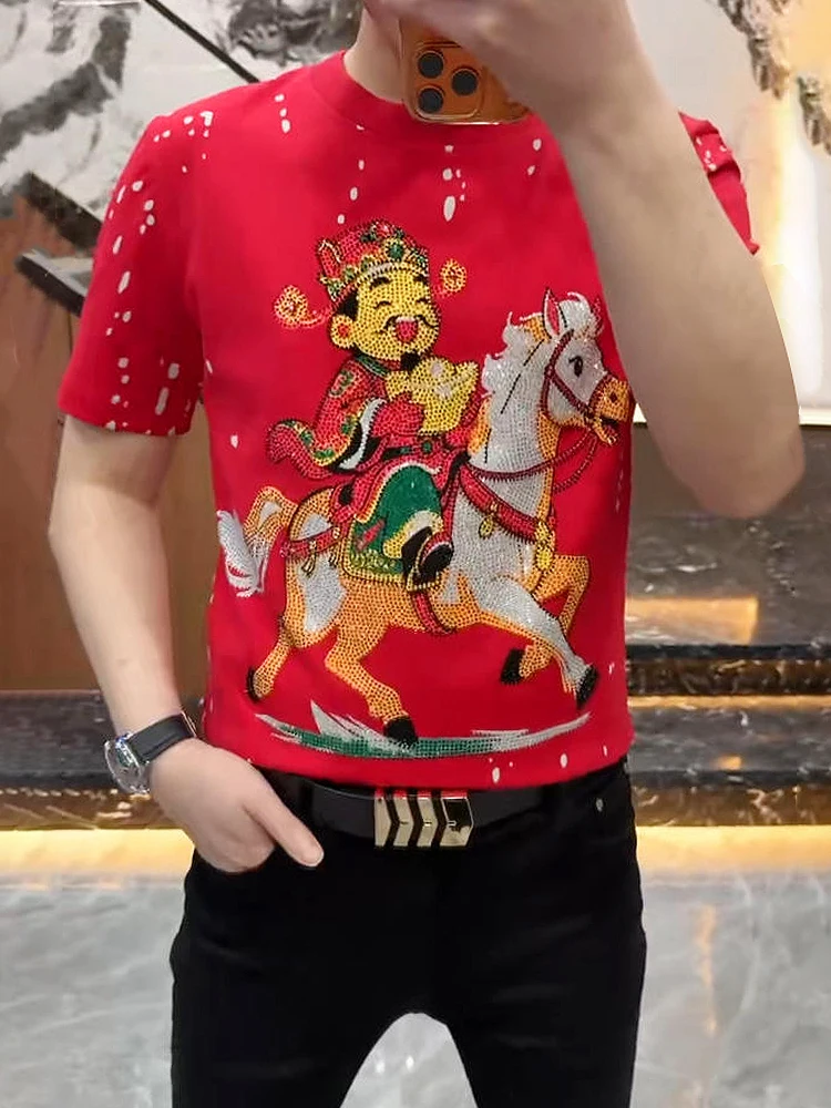 

Trendy Heavy-Du Rhinestone Printed ort Sve T-irt Men's 2026 New Year Sle round Ne Over-sized Fit Casual...