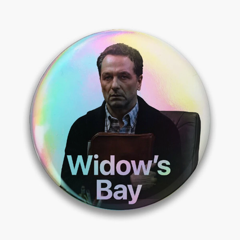 Widows Bay Pin Holographic Star Heart Pin Brooches Laminated Button Fashion Accessory