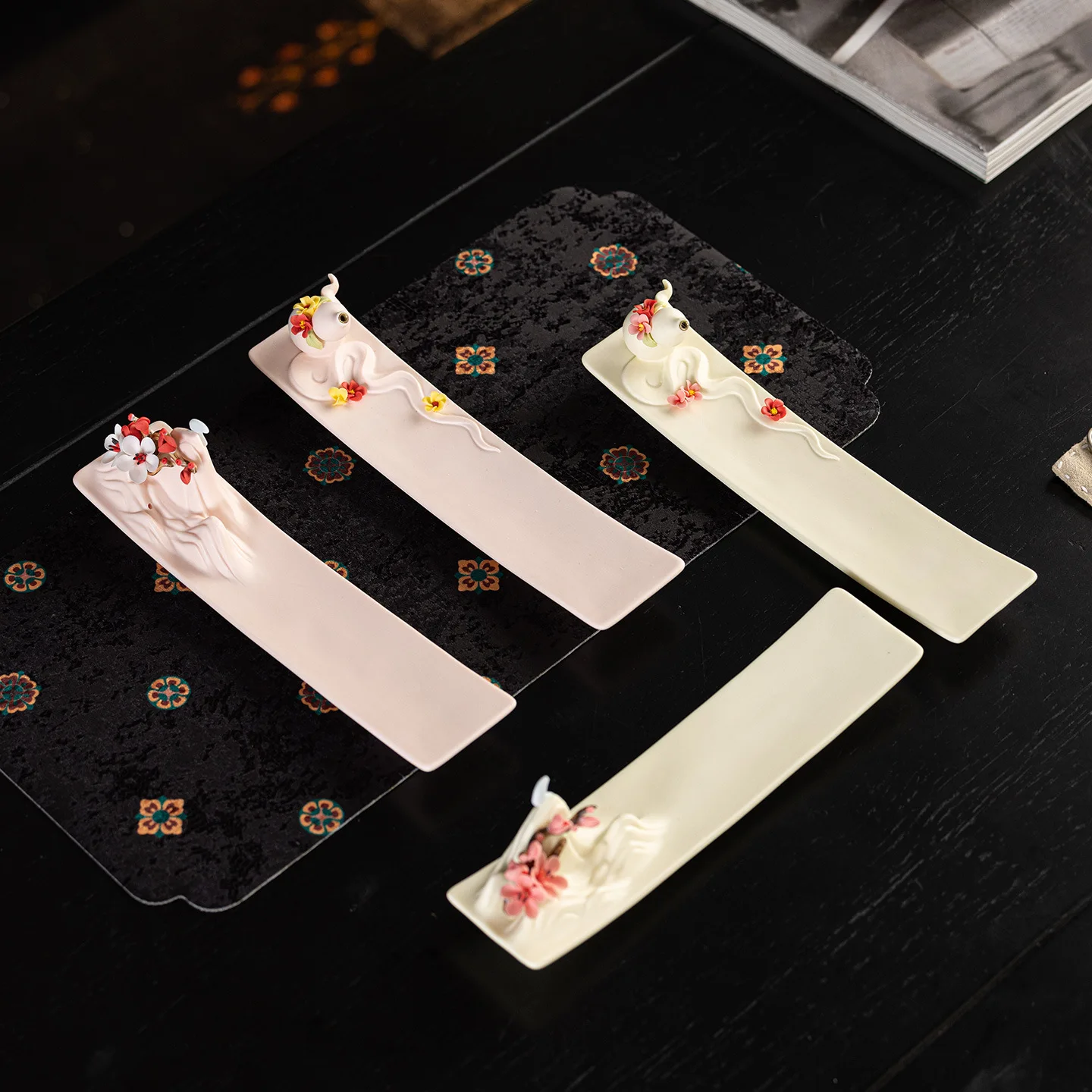 Handmade Ceramic Incense Stick Tray New Chinese Gourd Flower Incense Holder Zen Censer Teahouse Desktop Aromatherapy Decor