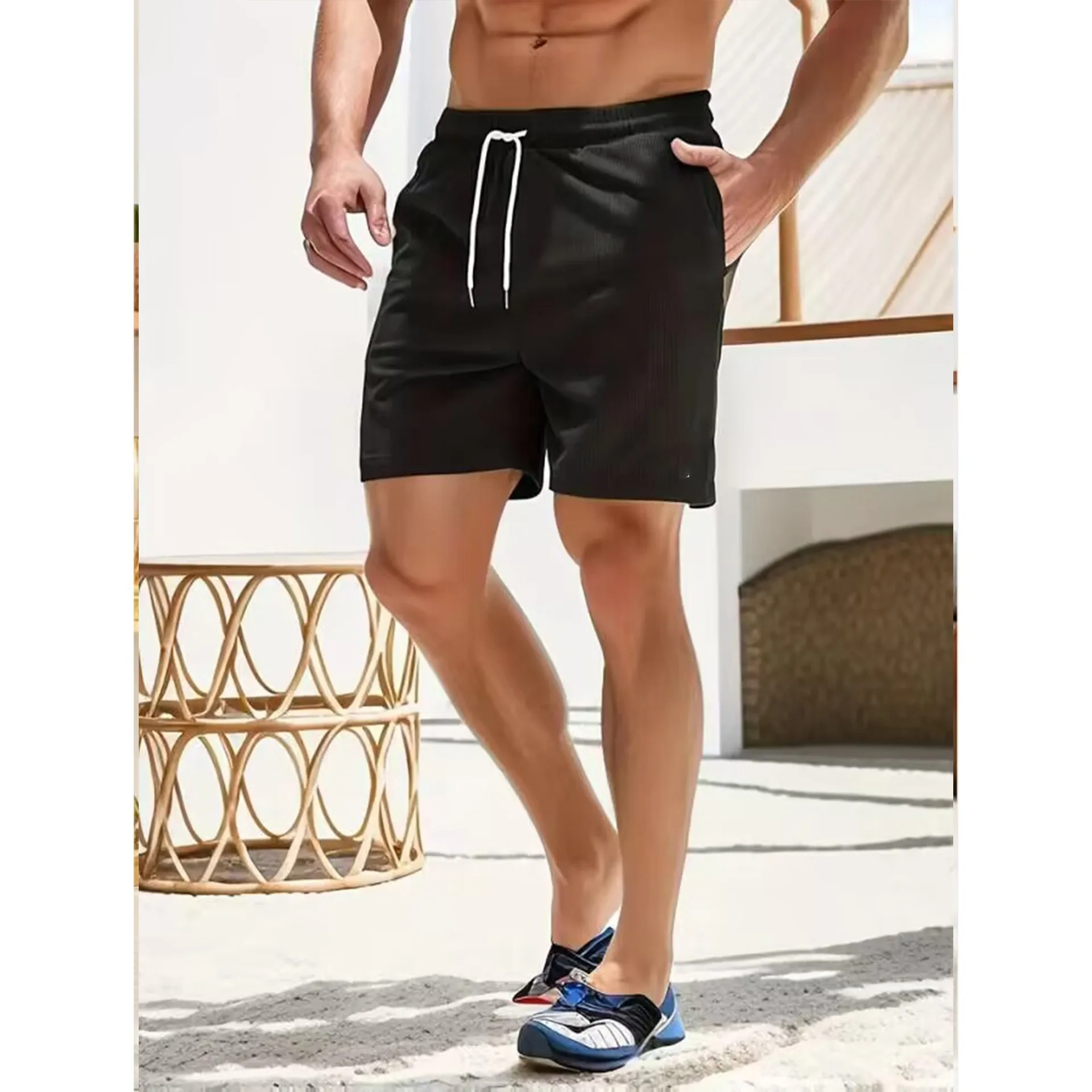 

New summer men's sports shorts, fashionable and classic pure color, suitable for daily commuting and travel