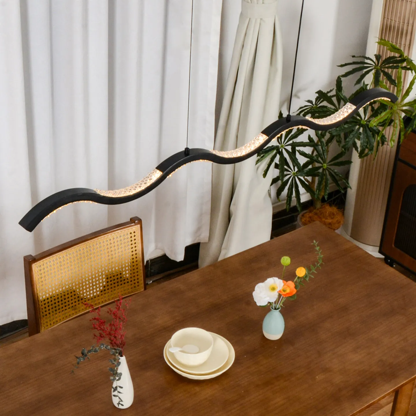 

Nordic Creative Led Chandelier Design Long Wave Pendant Lights Restaurant Bar Lamp Dining Room Home Decor Hanging Light Fixture