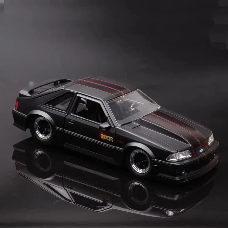 

1:24 1989 Ford Mustang GT High Simulation Diecast Car Metal Alloy Model Car decoration display collection gifts J339