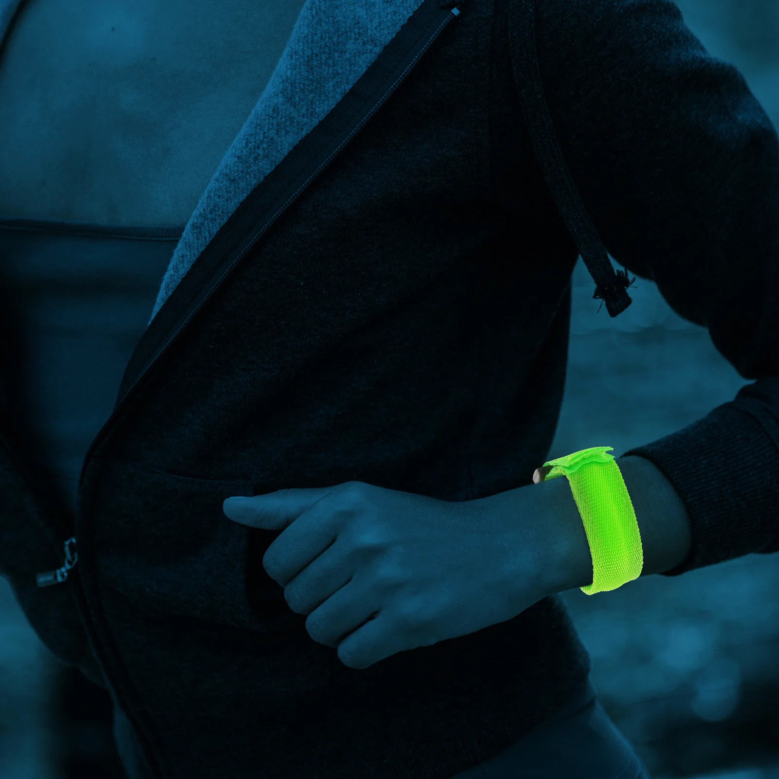 Nachtloopuitrusting Glow Armbanden Polsarmband Led-armbanden Verlichte reflecterende polsbandjes