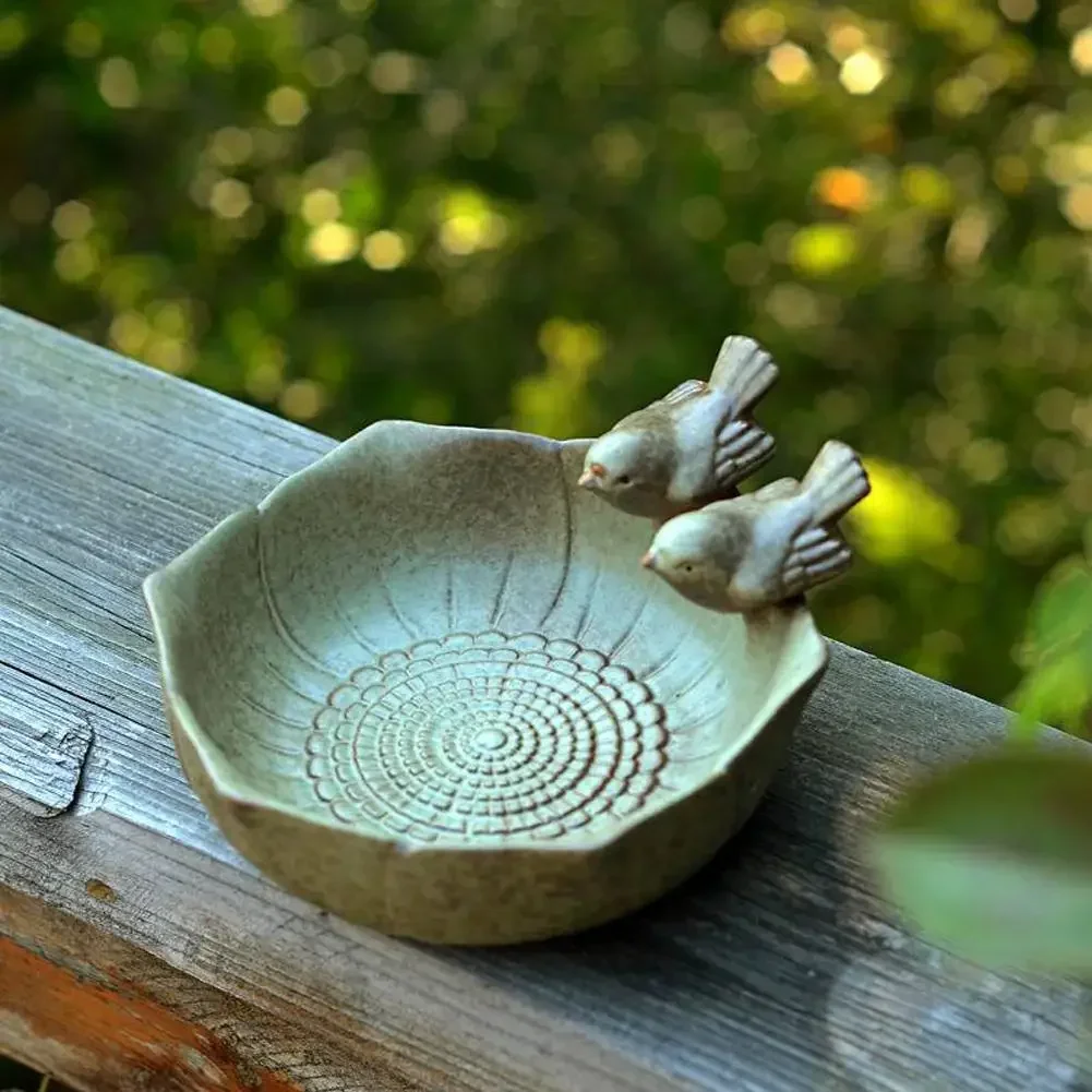 Ceramic Birdbath Bowl Bird Feeder Food Holder Container Bird Feeding Tray for Outdoor Garden Courtyard Decoration Bird Feeder