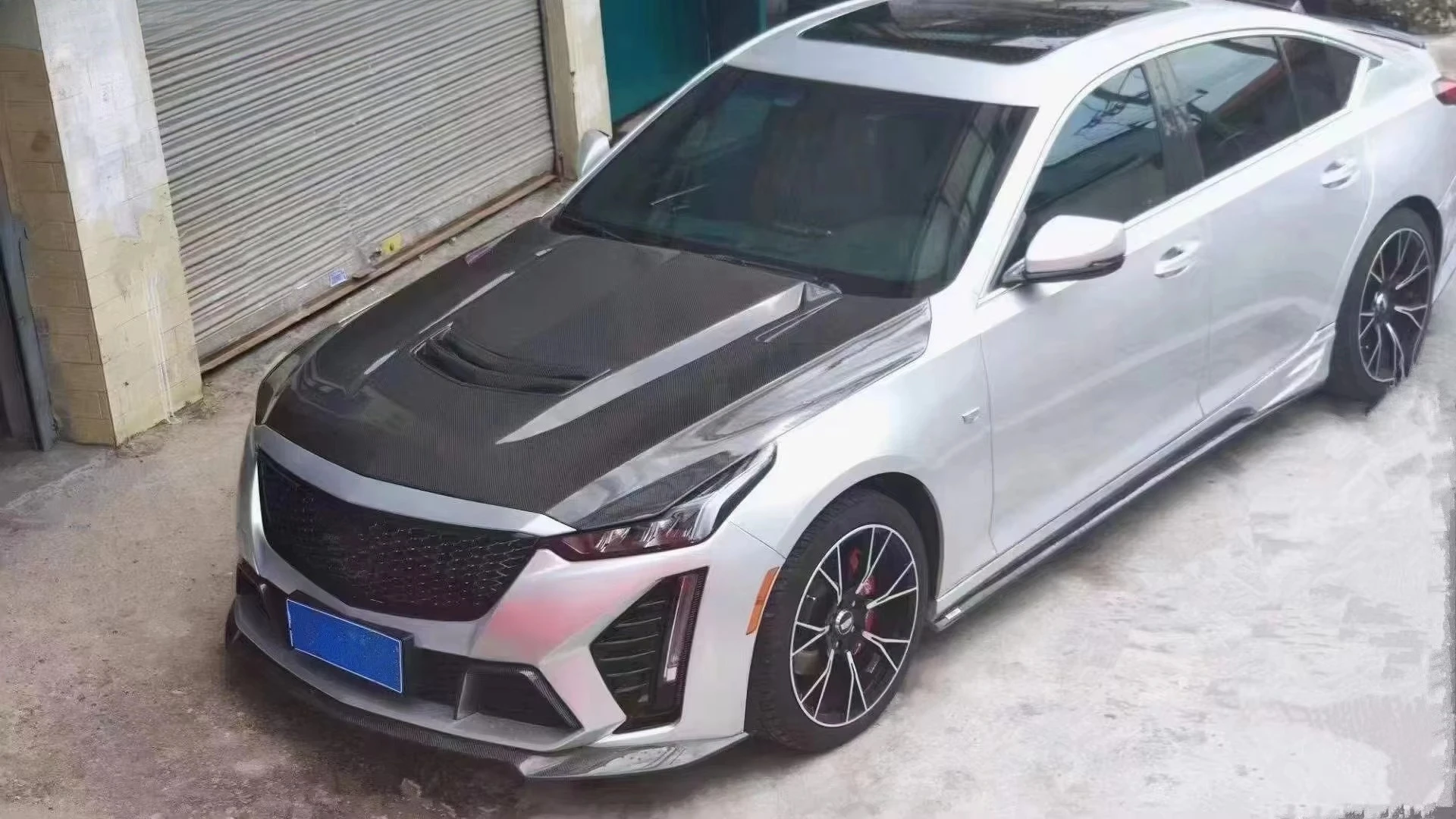 

CT5-Fit Premium Carbon Fiber Engine Hood with Vent Opening