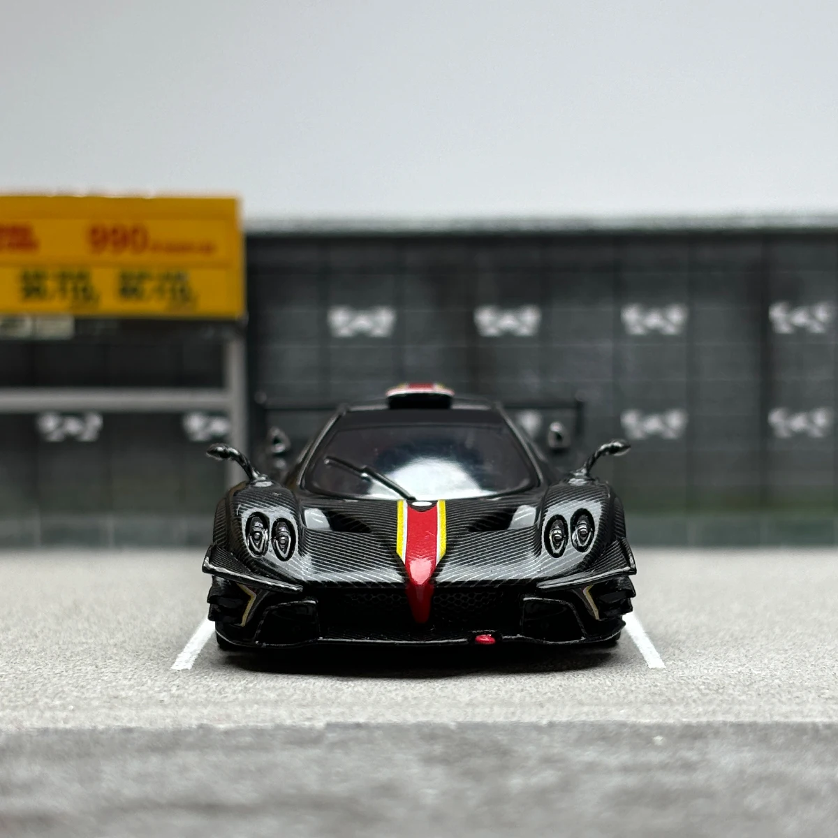 CM 1:64 ZONDA R diecast car models