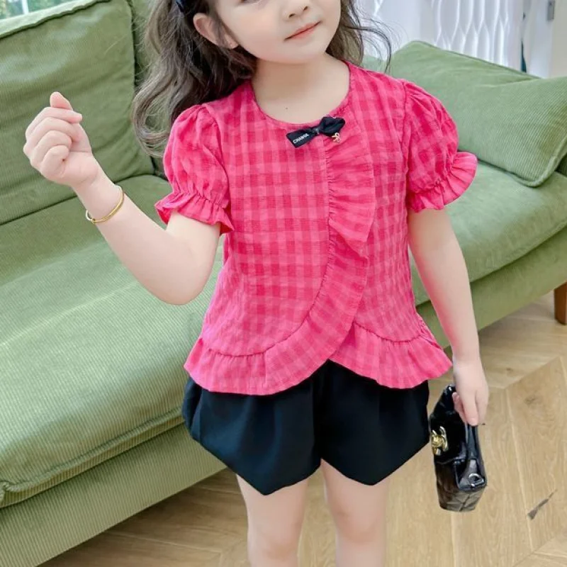 

Summer New Girls Pullovers Plaid Crew Neck Bow Button Spliced Ruffles Fashion Loose Sweet Short Sleeve Elastic Shorts Casual Set