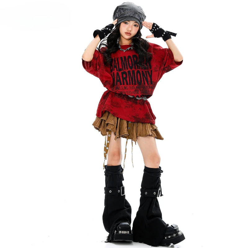Vêtements de danse de rue Hip Hop pour filles, t-shirt rouge à manches courtes, jupe basse, Costume de spectacle de danse moderne, vêtements de scène de Jazz de groupe