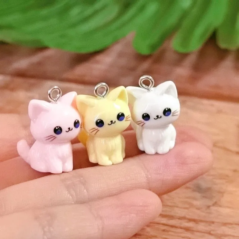 10 Breloques en résine 3D Kawaii Chat Joyeux, Pendentifs Animaux Chatons pour Colliers, Boucles d'Oreilles, Porte-clés, Accessoires de Bijoux DIY