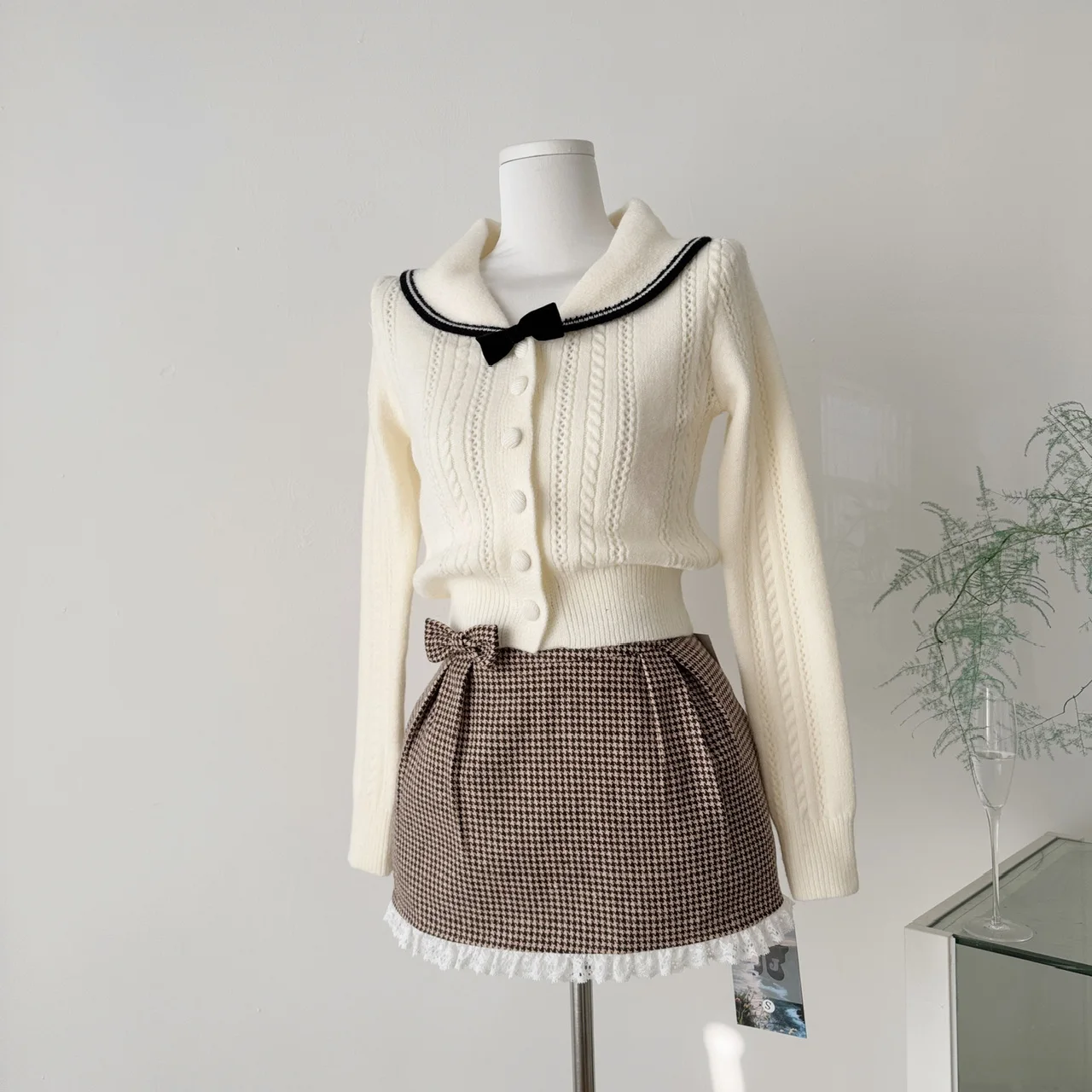 

Трикотажный кардиган с воротником «Питер Пэн», с длинными рукавами, женский, осенне-зимний, новый стиль, стройнящий, элегантный, мягкий свитер F636