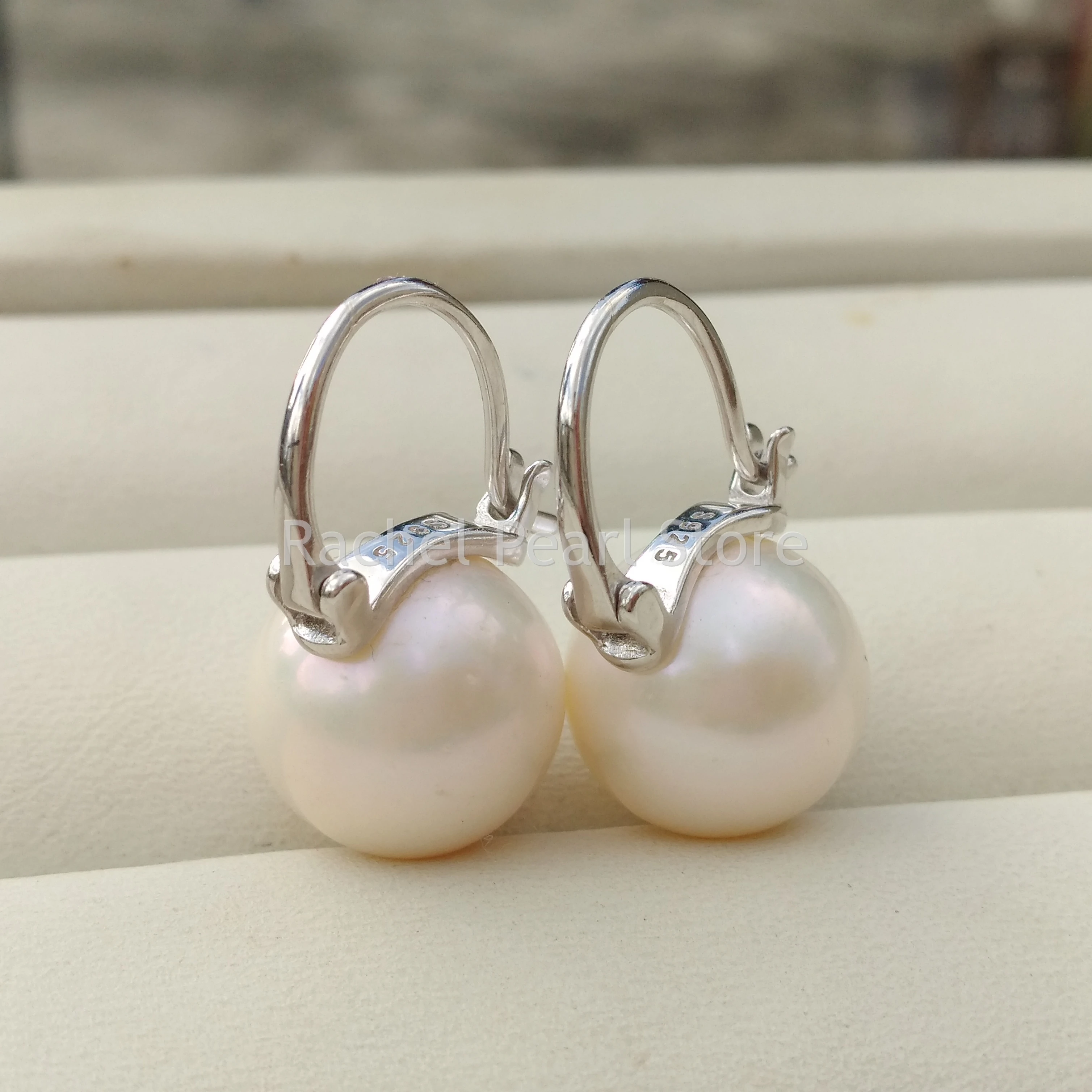 

Perfect Real Vintage Hoop Danlge Earrings 12-13mm Silver 925 White Round South Sea Quality Genuine Pearls Nice Look