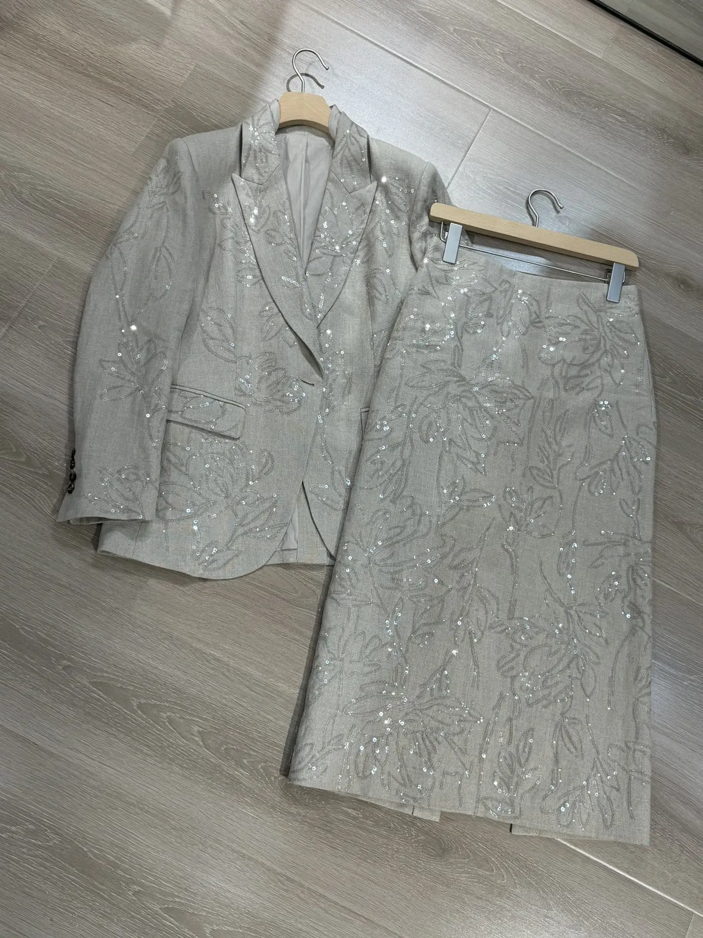 Women\'s Skirt Suit Sequins Embroidery Linen Blazer + Suspender Chest Wrap + Skirt Set Woman Clothing Can Be Purchased Separately