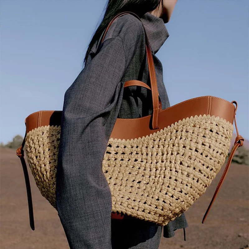 

Large Capacity Luxury Straw Bag Fashion Hollow Woven Women's Dumpling Bag Brand High-end Summer Vocation Beach Shoulder Handbag